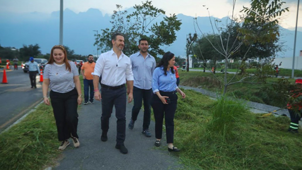 Adrián de la Garza supervisa rehabilitación en Cumbres San Agustín.