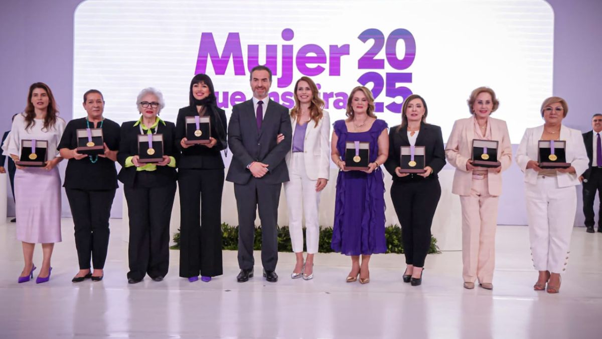 mujer-que-inspira-monterrey-cabildo