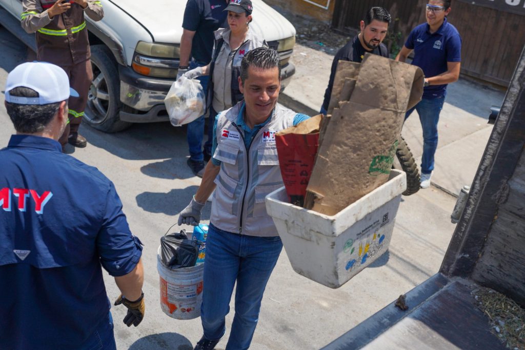 atención-ciudada-integral-con-operativo-de-limpieza-y-consultas-médicas-en-la-topo-chico-