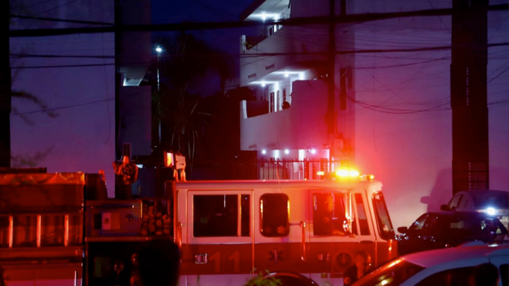explosión-de-boiler-colonia-Tecnológico-Bomberos-Nuevo-León-edificio-departamentos