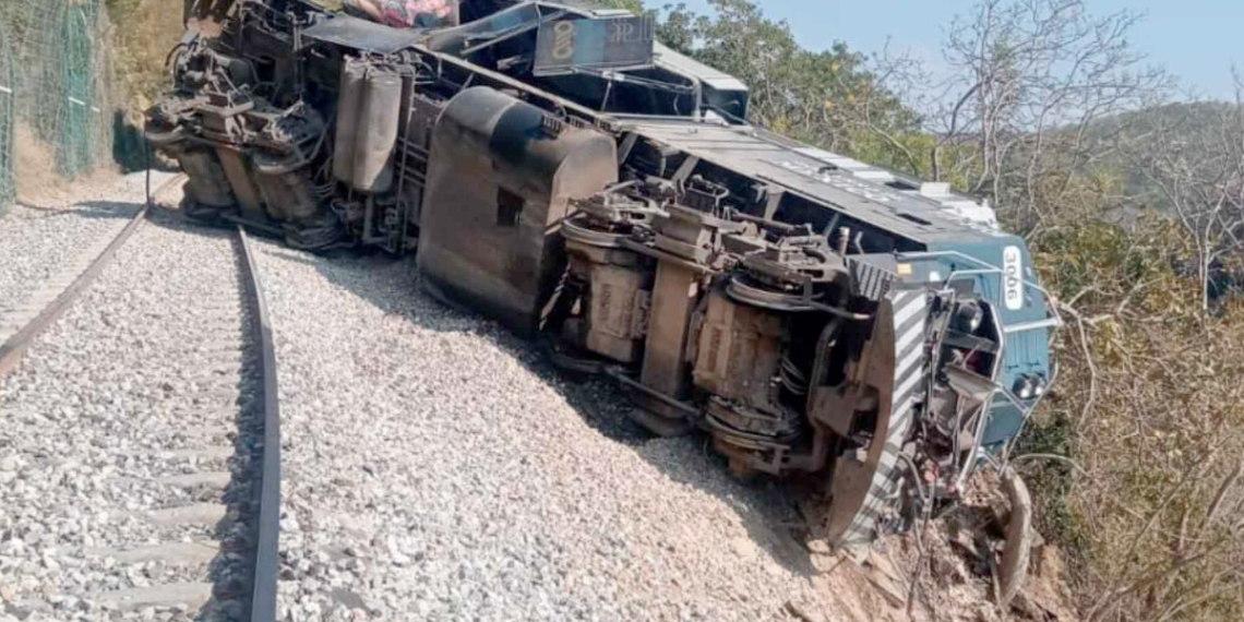 accidente-Tren-Interoceánico-Secretaría-de-Marina-Ferrocarril-del-Istmo-Asunción-Ixtaltepec-rescate-ferroviario