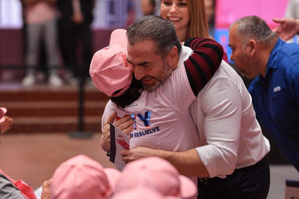 Tarjeta Regia Plus amplía apoyos para mujeres en Monterrey con depósito bimestral, capacitación laboral, servicios de salud y asesoría.